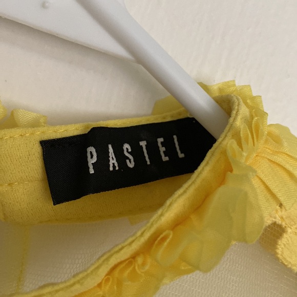 Beautiful yellow top by PASTEL. Sz S. NWOT - Picture 6 of 7